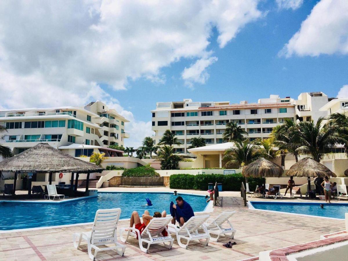 Brisas Sunset Apartment Канкун Екстериор снимка