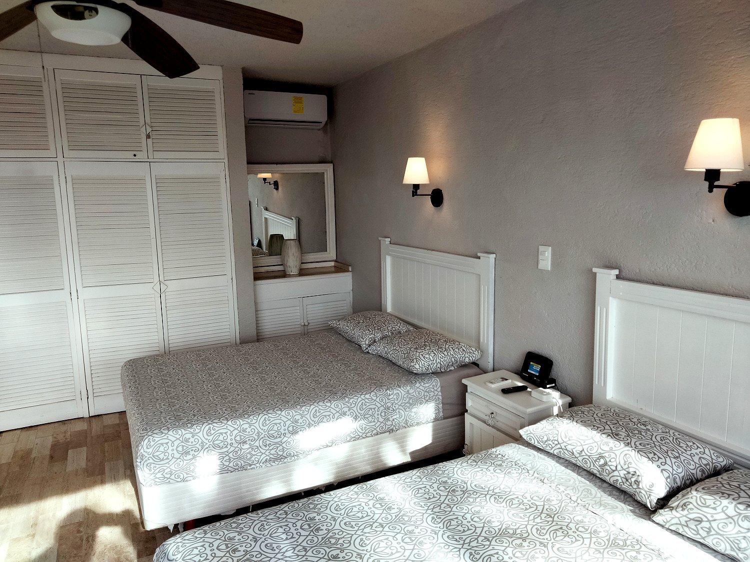 Brisas Sunset Apartment Канкун Стая снимка