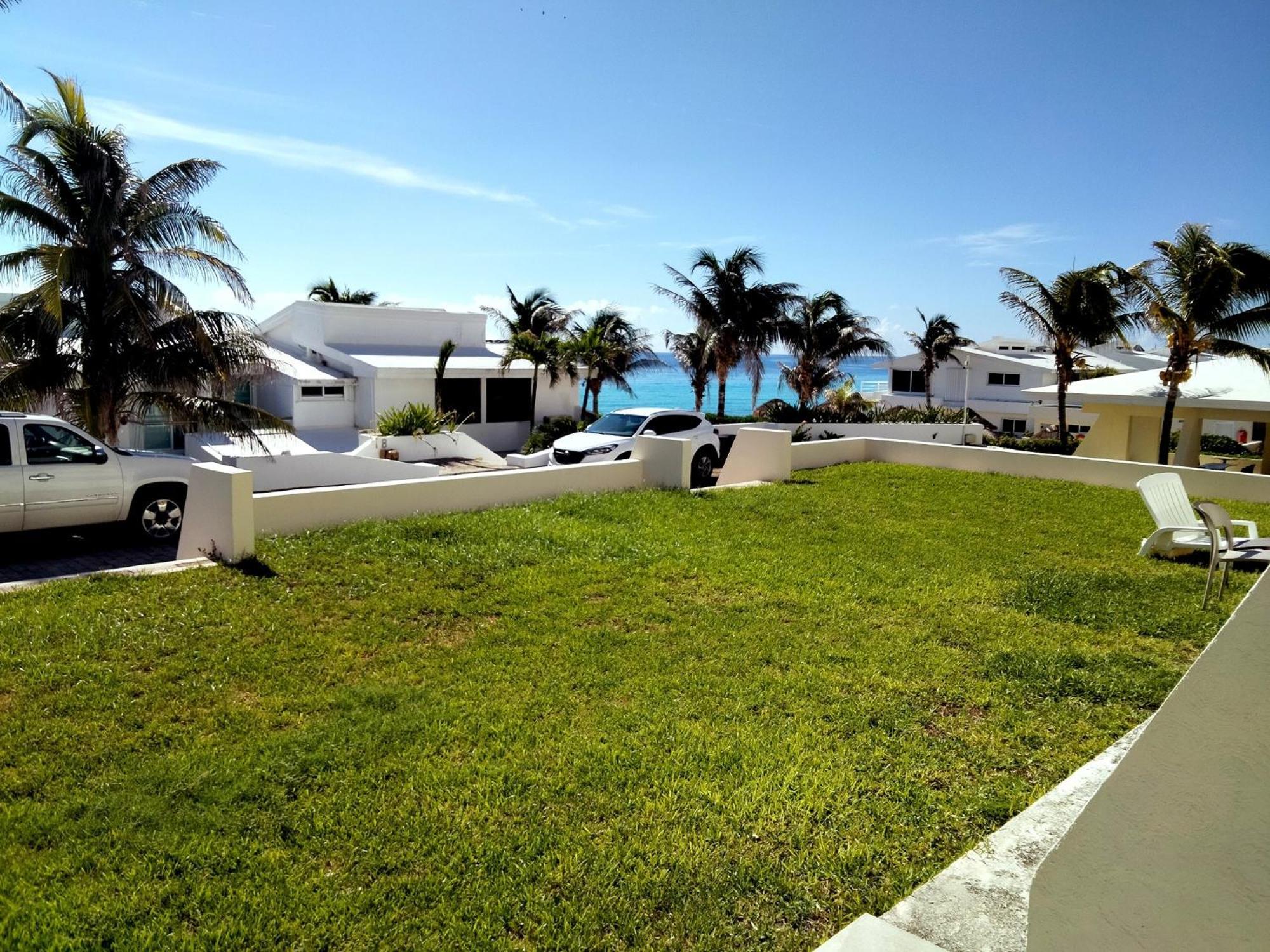 Brisas Sunset Apartment Канкун Екстериор снимка