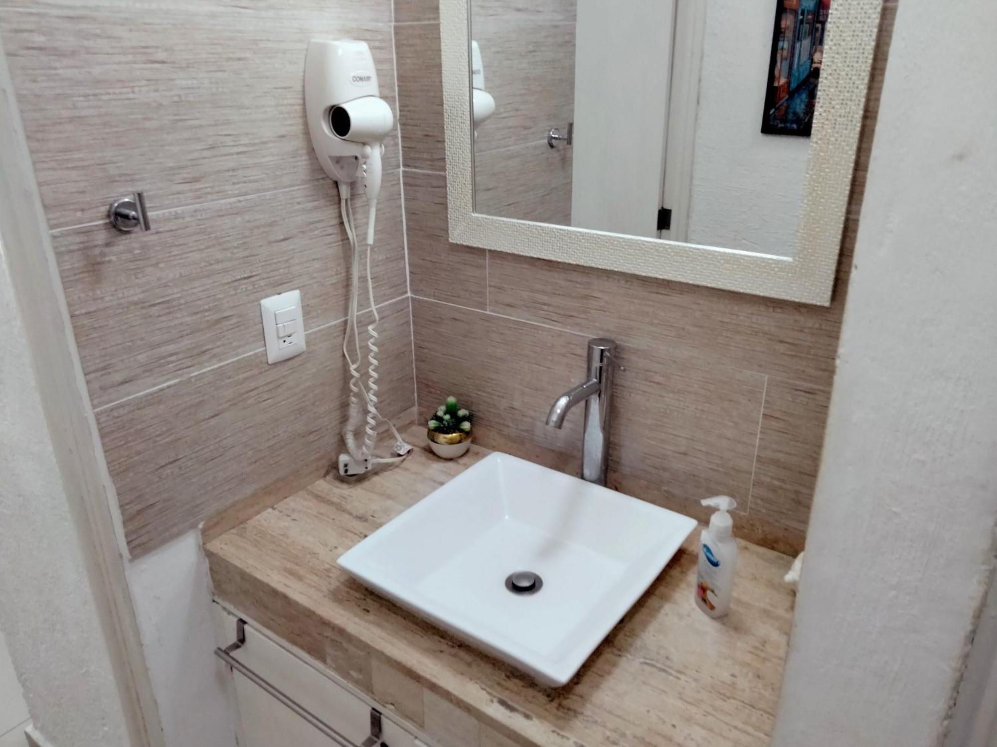 Brisas Sunset Apartment Канкун Екстериор снимка