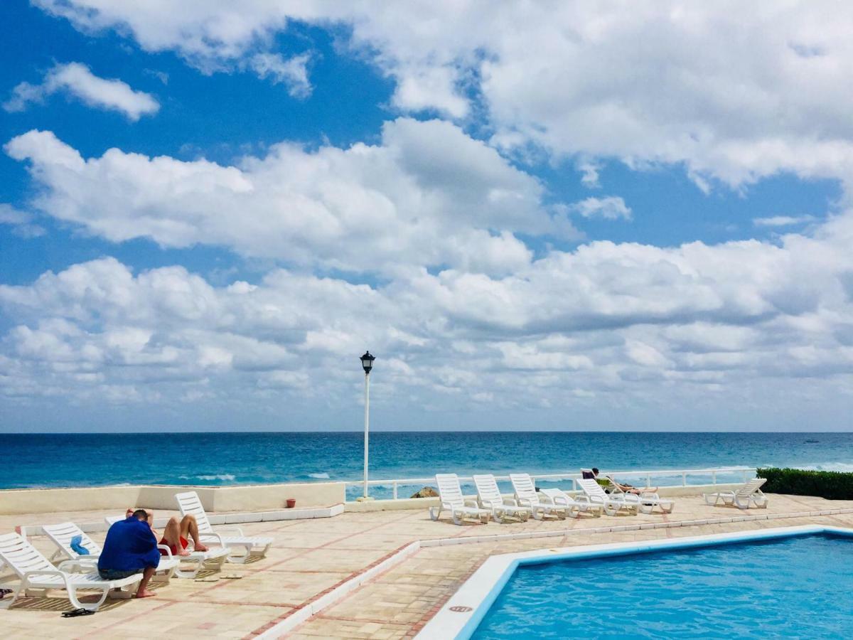 Brisas Sunset Apartment Канкун Екстериор снимка